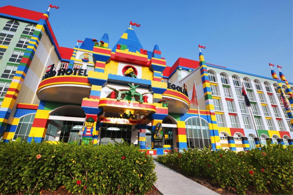 -legoland-hotel-exterior2